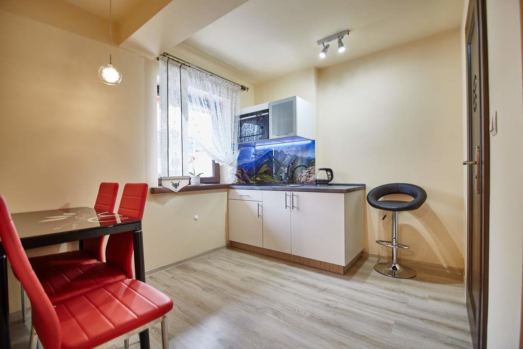 Appartement Aga à Suche Chambre photo